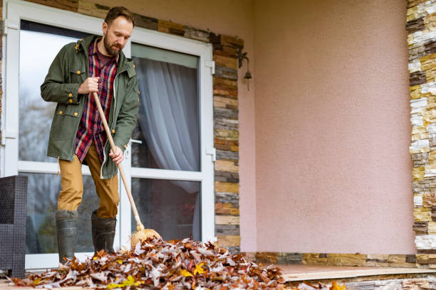 Best Garage Cleanout Services  in Lakewood, CA